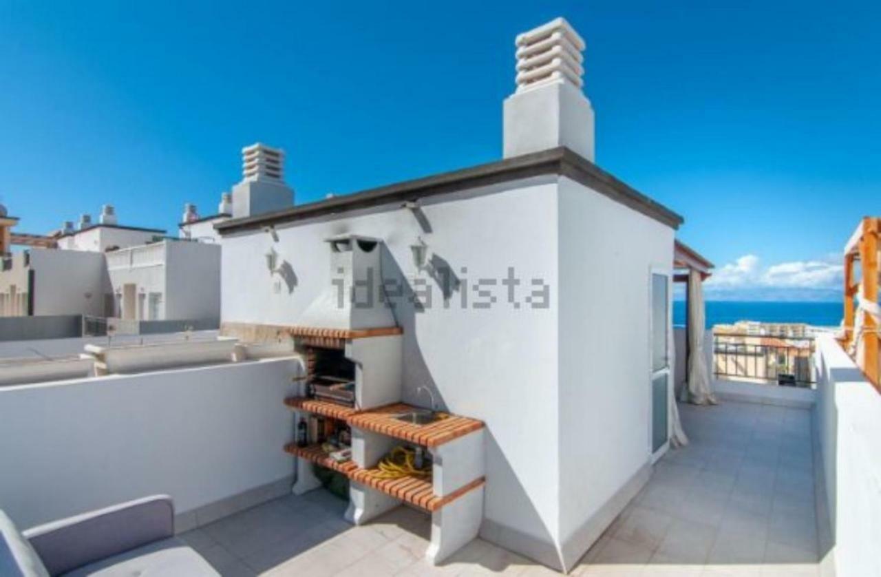 Two Bedroom Duplex With Spectacular Ocean View In Costa Adeje Apartamento